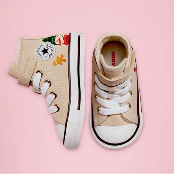 Converse Chuck Taylor All Star 1V Hi Winter Holidays Toddler size 8 - Picture 1 of 12